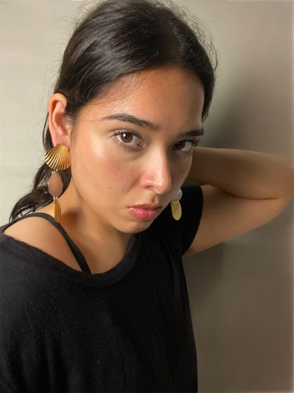 Photoroom_20260119_14232 p.m. Aretes Almeja Reina